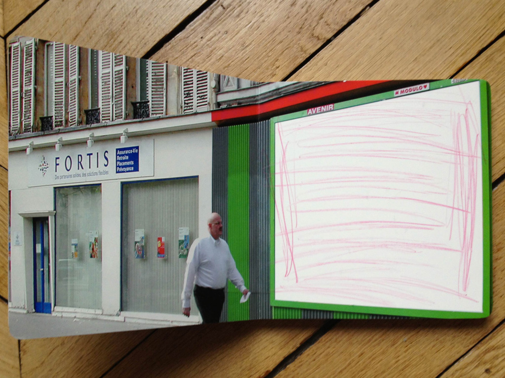 Claude Closky, ‘Colorie comme tu veux, dessine et écris ce que tu veux [Colour as you like, draw and write what you want]’, 2001, Paris: Seuil jeunesse, 16 pages, 18 x 18 cm.